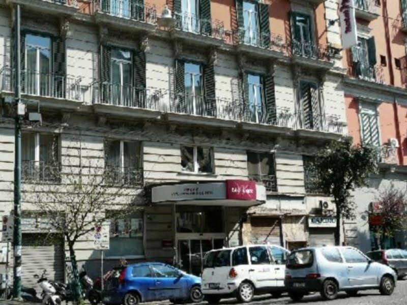 Mercure Napoli Centro Angioino Exterior photo